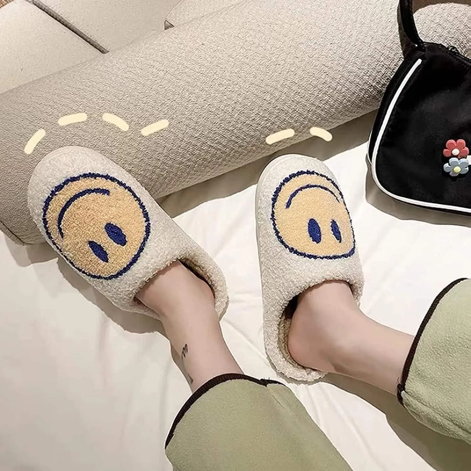 Cute House Slippers for Women Men with Memory Foam Retro Happy Face Cozy Indoor Outdoor Fuzzy Plush Shoes