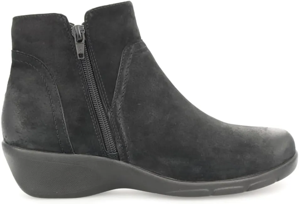 Propt Women's Waverly Ankle Boot