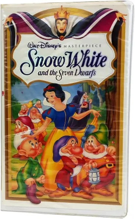 Snow White and the Seven Dwarfs (Walt Disney's Masterpiece)