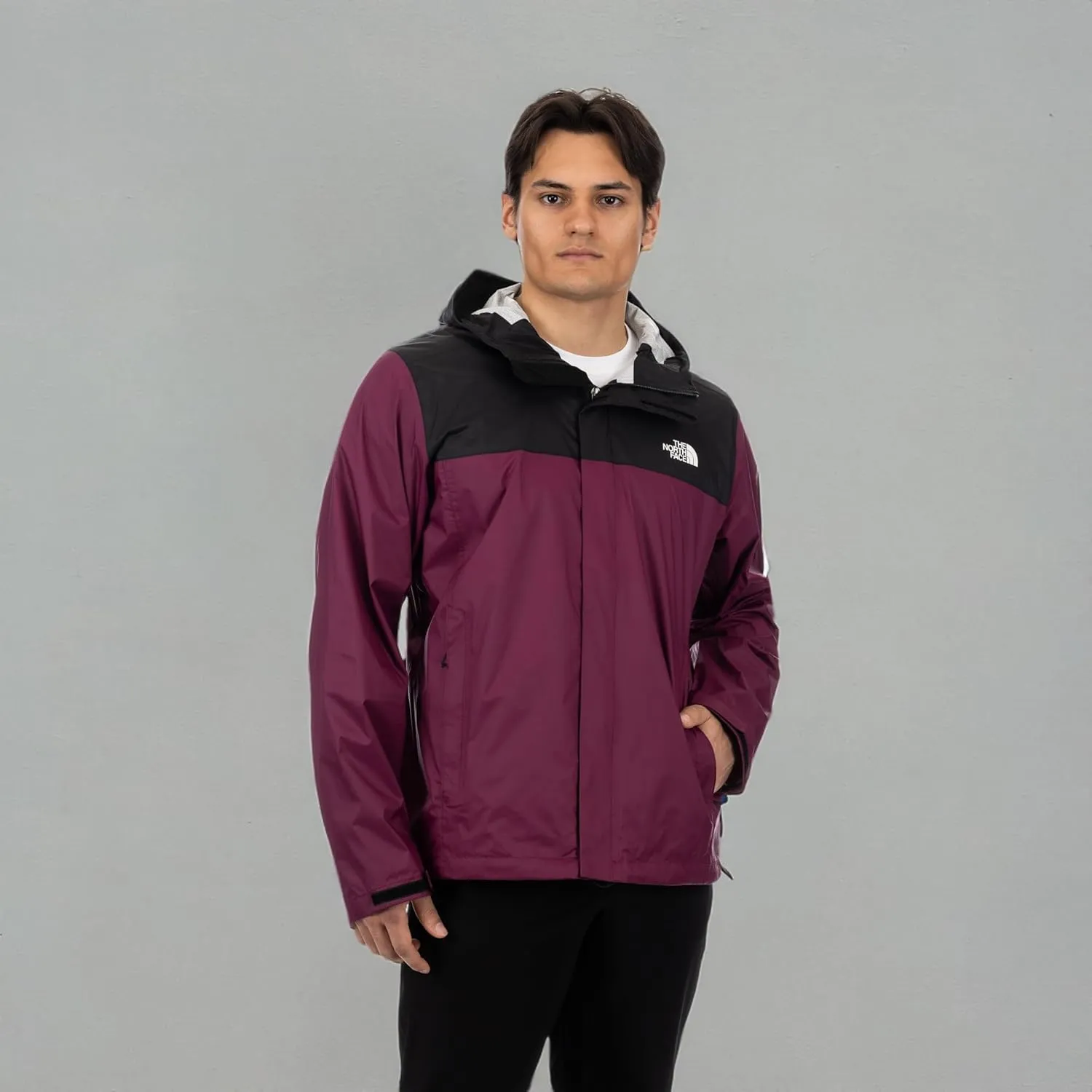THE NORTH FACE Men??s Venture 2 Waterproof Hooded Rain Jacket